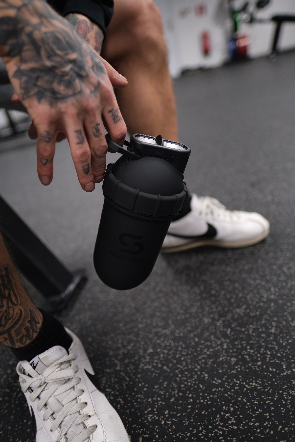 700mls ShakeSphere Tumbler Double Wall Steel Matte Black