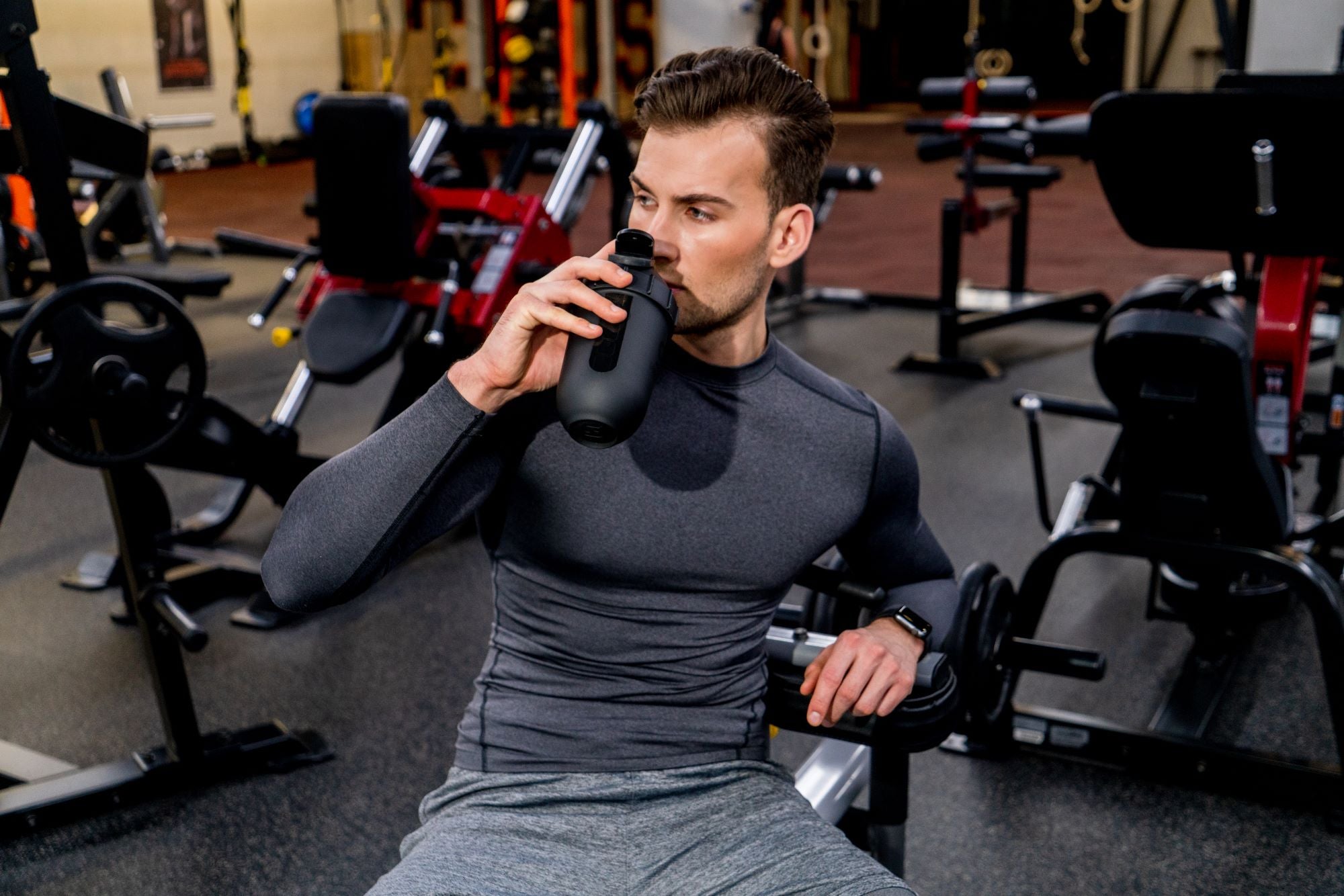 700mls ShakeSphere Tumbler View Matte Black/ Black Window