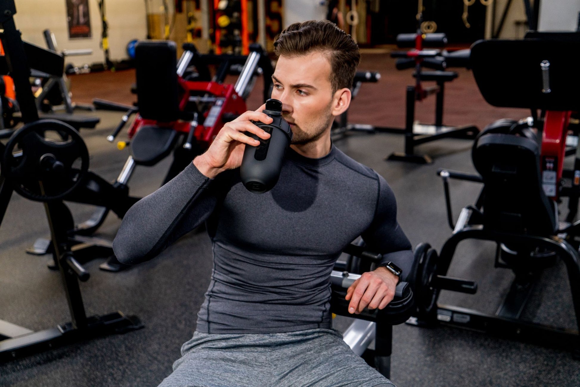 700mls ShakeSphere Tumbler View Matte Black/ Black Window