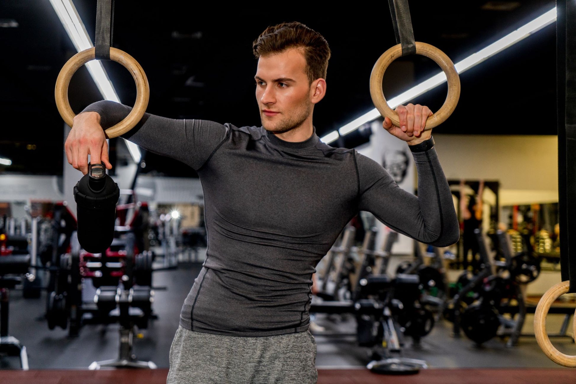 700mls ShakeSphere Tumbler Double Wall Steel Matte Black