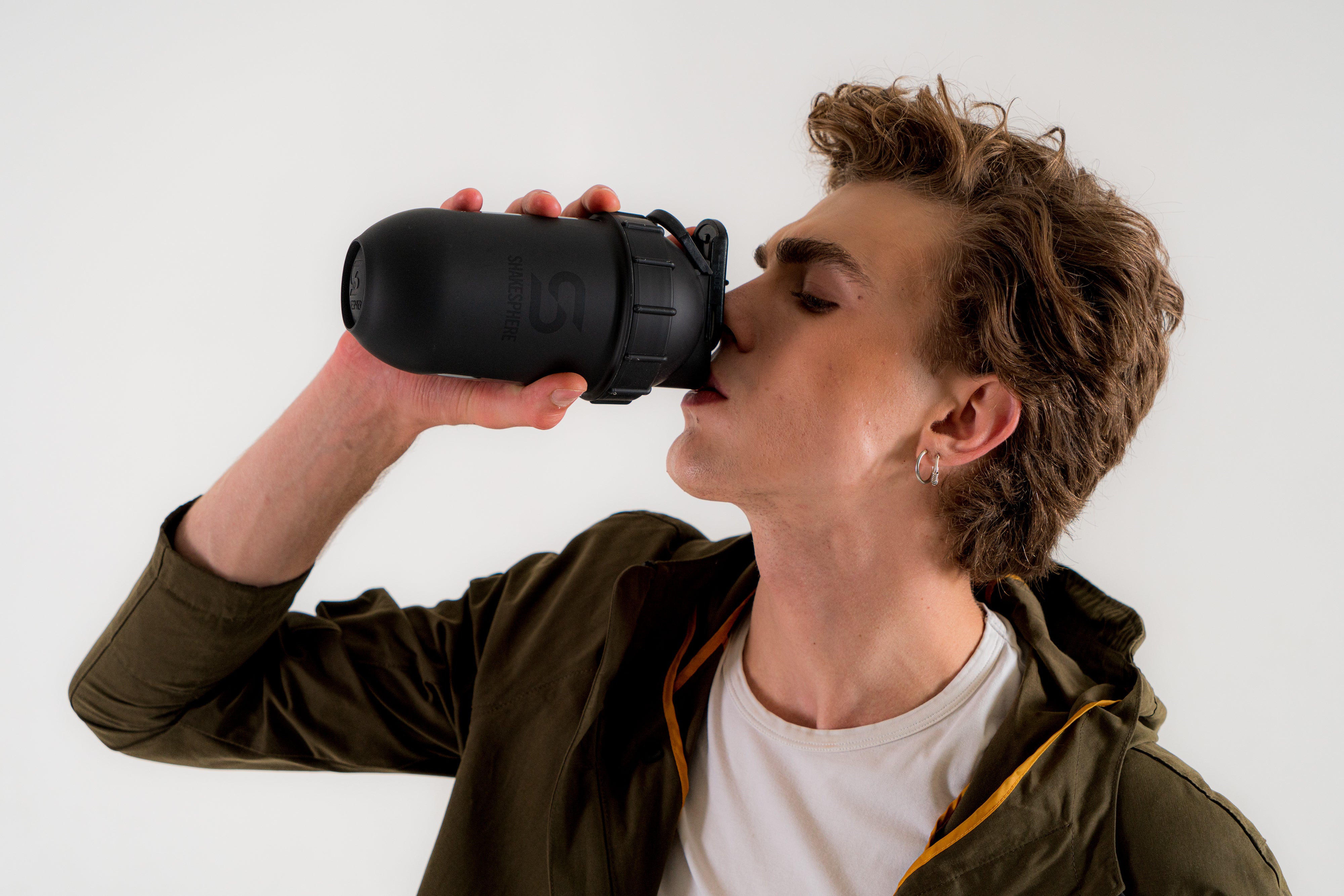 700mls ShakeSphere Tumbler View Matte Black/ Black Window