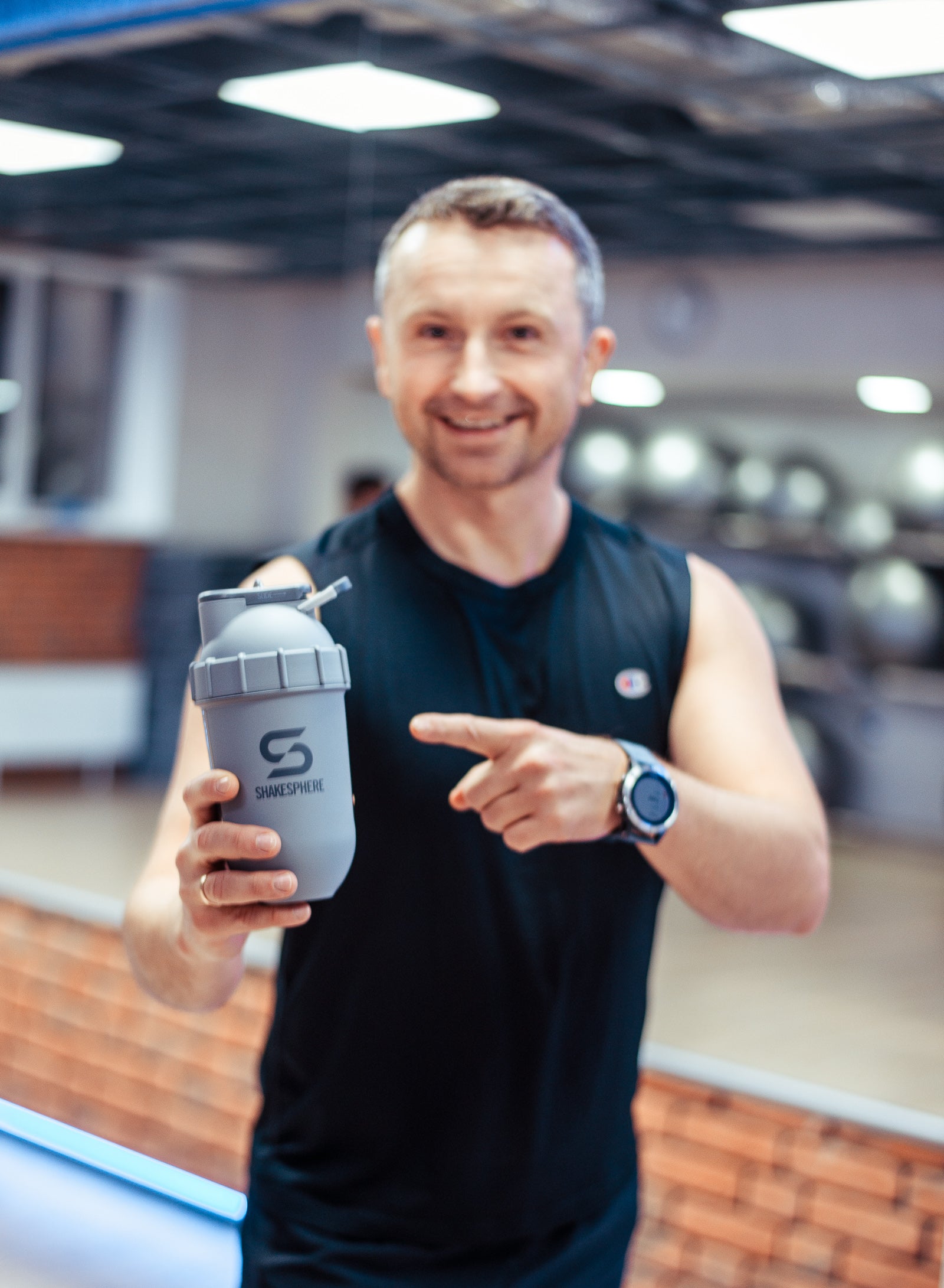 700mls ShakeSphere Tumbler View Matte Grey/Grey Logo/Black Window